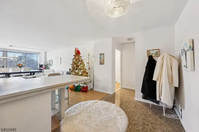 $354,000 | 1 Claridge Drive, Unit 503, Verona, NJ 07044