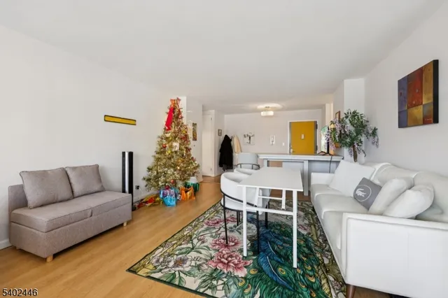 $354,000 | 1 Claridge Drive, Unit 503, Verona, NJ 07044