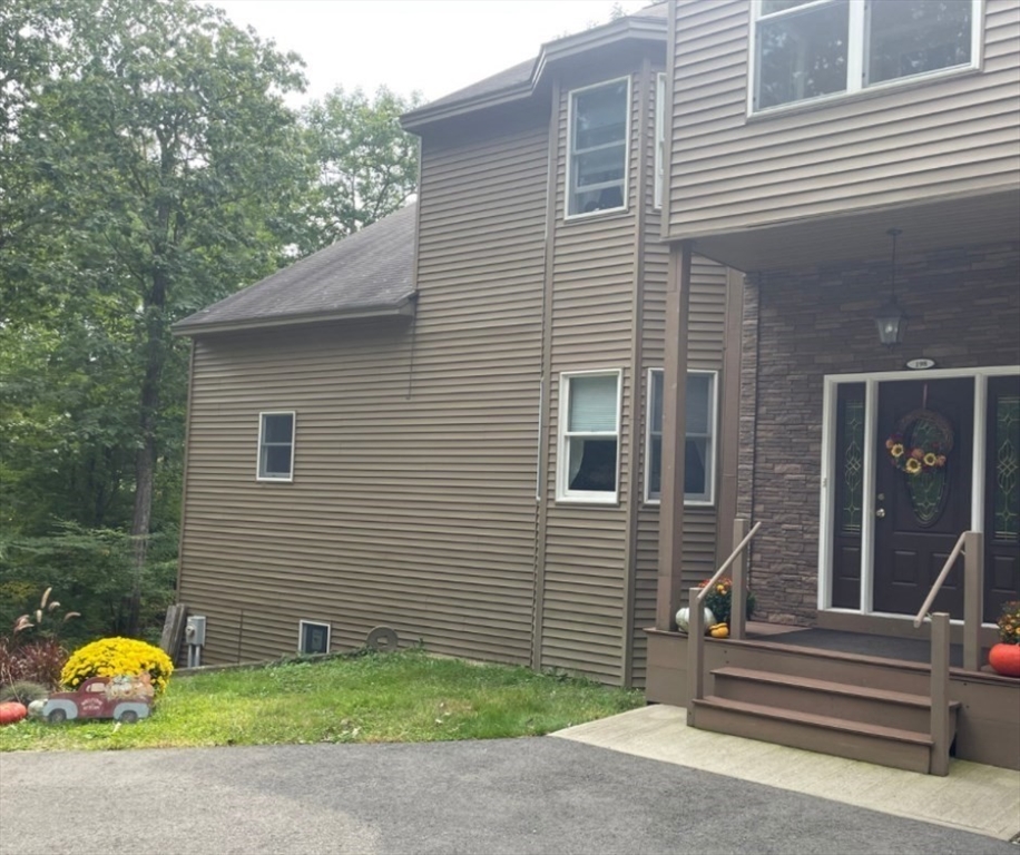 198 South Royalston Road Athol, MA 01331 - Photo 4 of 41