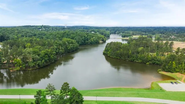 $399,990 | 906 Sundown Point, Villa Rica, GA 30180