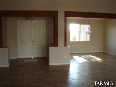 1045 West Panorama Road Tucson, AZ 85704 - Photo 4 of 11 Gallery Image 4