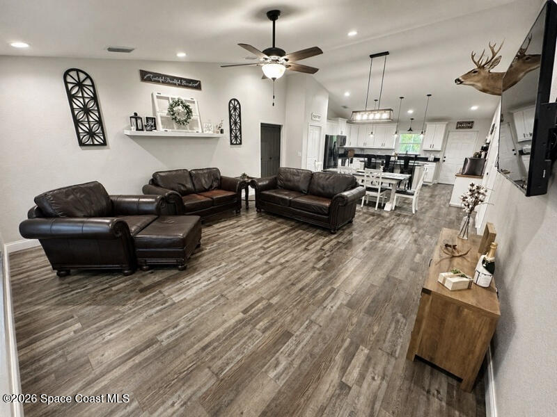 3760 Montgomery Road Mims, FL 32754 - Photo 6 of 15 42195_6a0b71fd9a118_05.18.2026_image-6