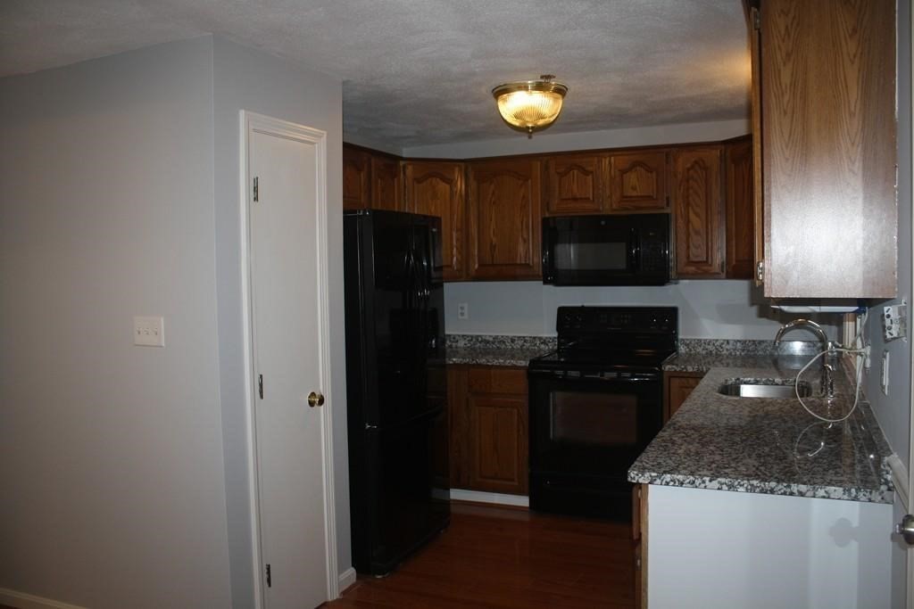 16 Milford Road, Unit 9 Grafton, MA 01560 - Photo 8 of 25 Gallery Image 8