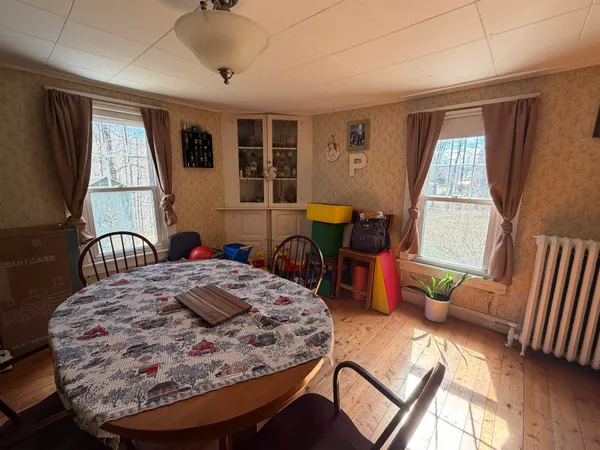 $329,900 | 180 North Street, Middletown Springs, VT 05757