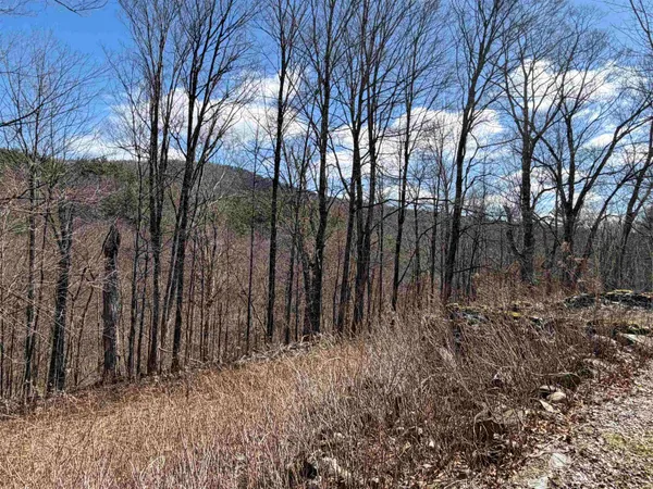 $329,900 | 180 North Street, Middletown Springs, VT 05757