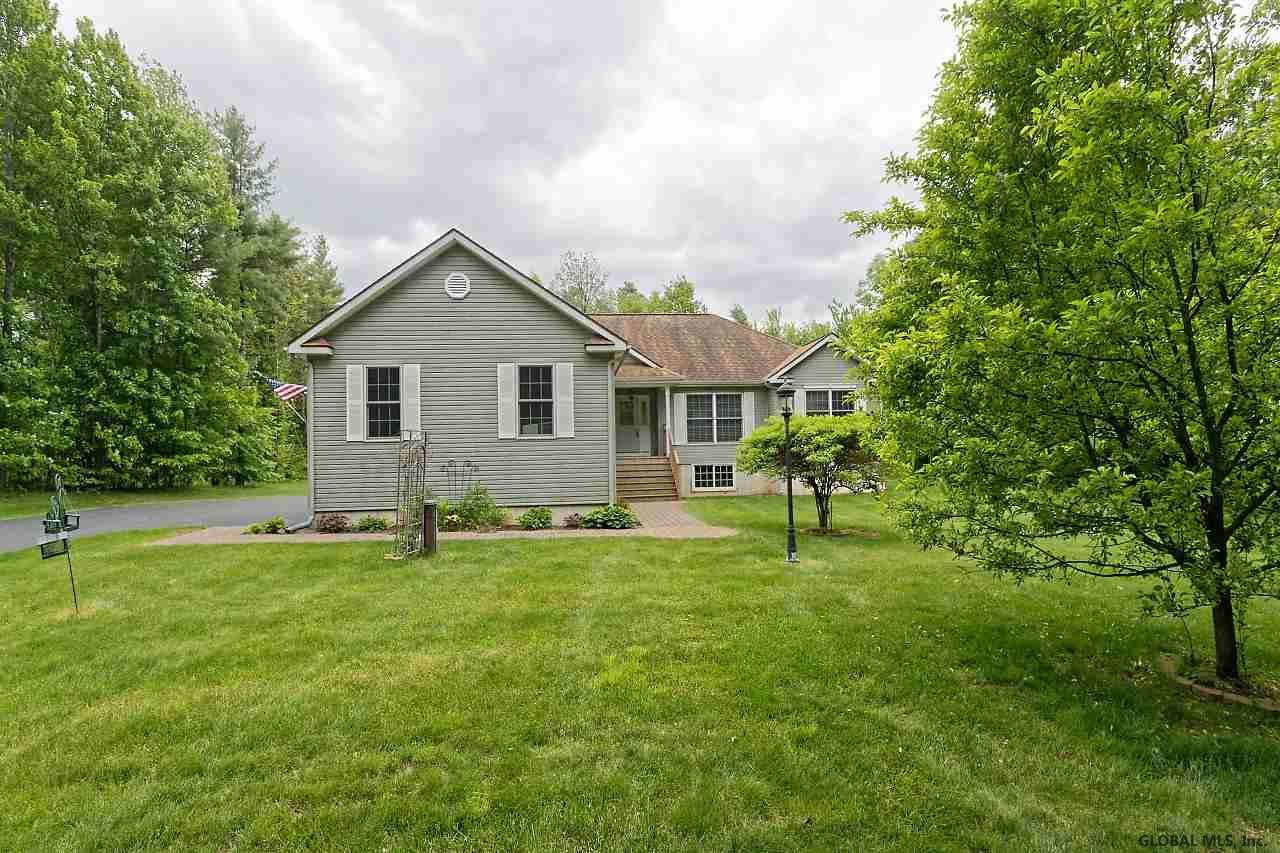 28 Cohen Road Greenfield, NY 12833 - Photo 4 of 39 Photo 4