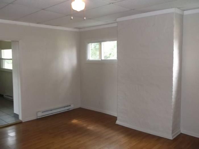 1251 Church Avenue McKees Rocks, PA 15136 - Photo 4 of 10 Gallery Image 4