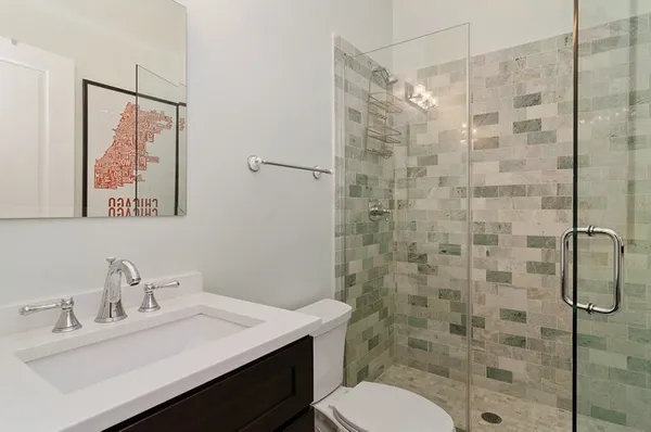 $3,000 | 1841 South State Street, Unit 2, Chicago, IL 60616