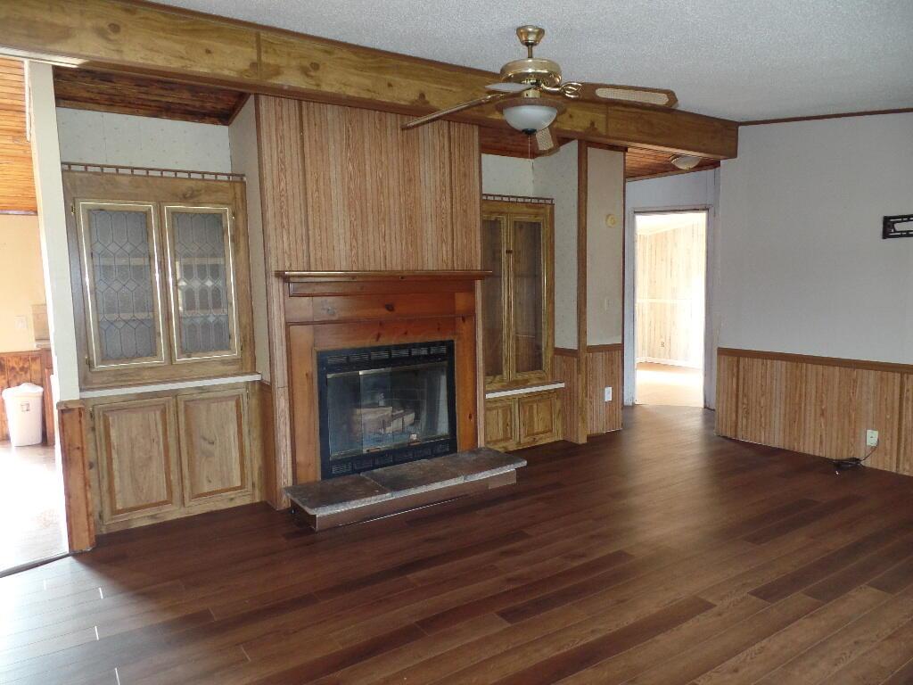 10390 Fairview Road Southeast Newark, OH 43056 - Photo 4 of 16 3