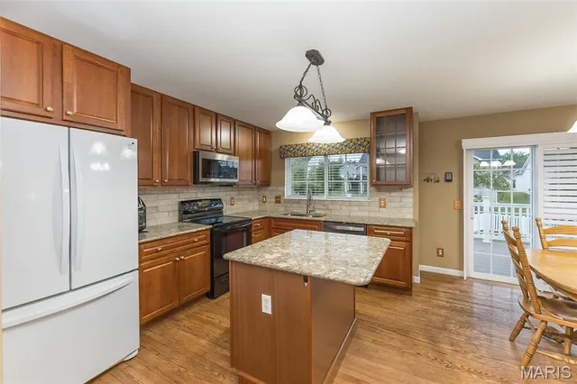 $365,000 | 1873 Autumn Trail Drive, Wentzville, MO 63385