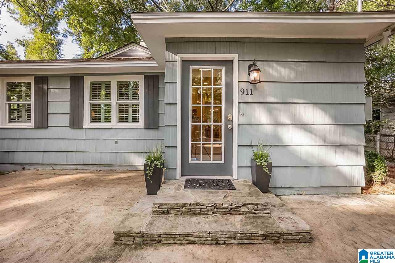 911 Redfern Trail Birmingham, AL 35209 - Photo 1 of 20
