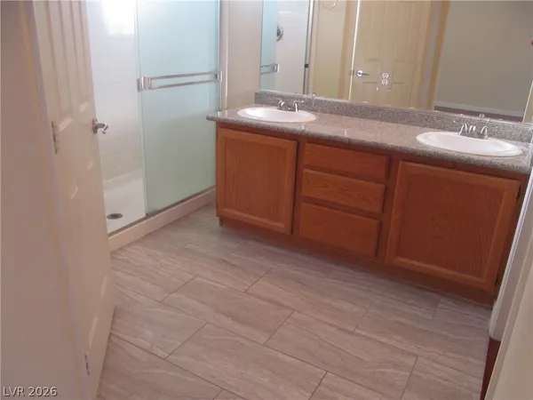 $2,040 | 900 Windhook Street, Las Vegas, NV 89144