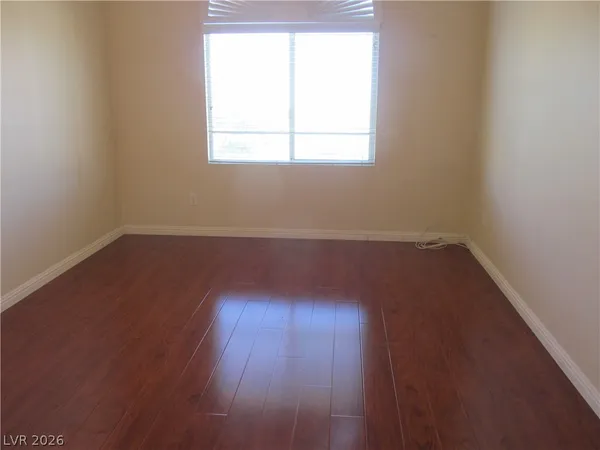 $2,040 | 900 Windhook Street, Las Vegas, NV 89144