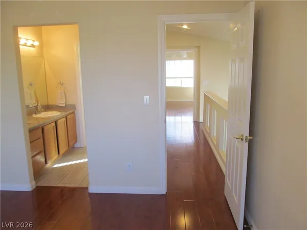 $2,040 | 900 Windhook Street, Las Vegas, NV 89144