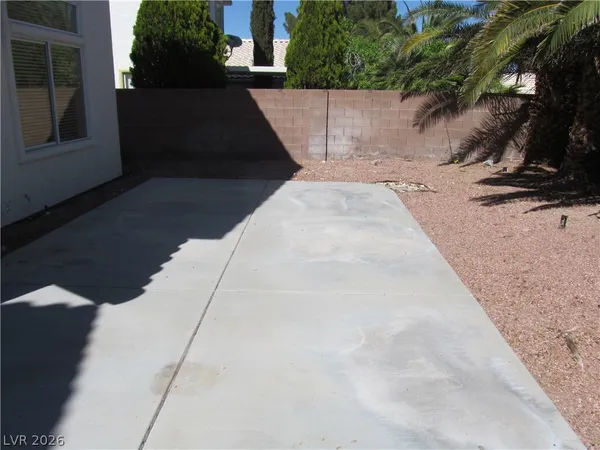 $2,040 | 900 Windhook Street, Las Vegas, NV 89144