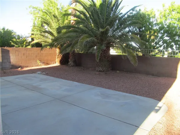 $2,040 | 900 Windhook Street, Las Vegas, NV 89144