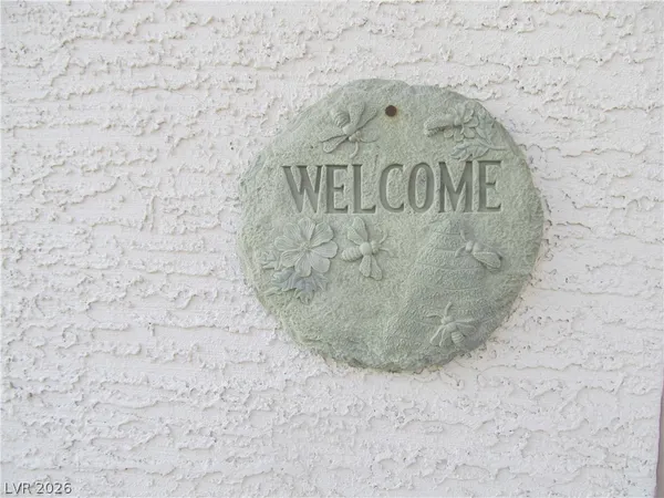 $2,040 | 900 Windhook Street, Las Vegas, NV 89144