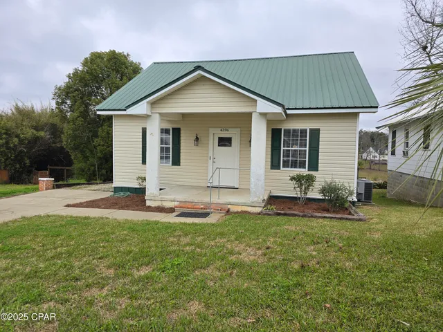 $199,995 | 4396 Florence Drive, Marianna, FL 32446