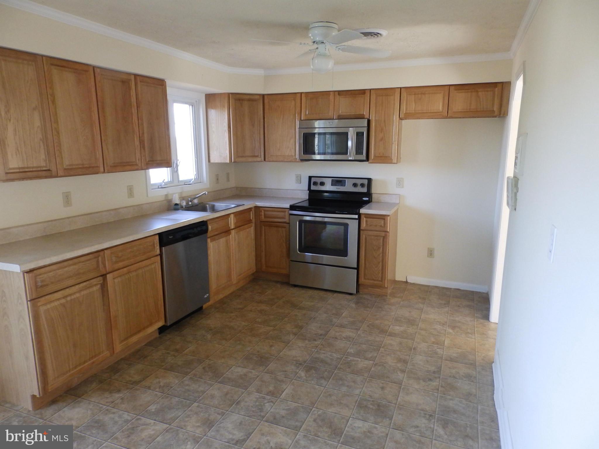 4804 Ridge Road Mount Airy, MD 21771 - Photo 10 of 25 Kitchen