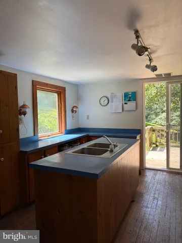 a view of a storage & utility room