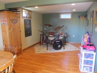57246 Stumptown Road Barnesville, OH 43713 - Photo 6 of 11 Gallery Image 6