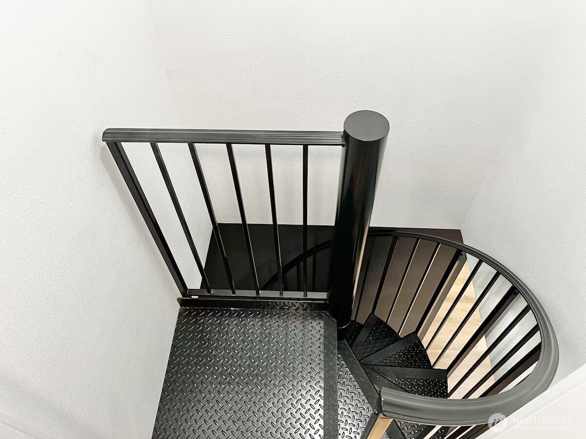 4217 Peninsula Road Stanwood, WA 98292 - Photo 31 of 38