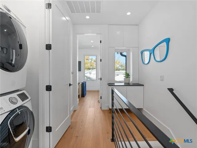 $746,000 | 512 Sacramento Drive, Unit A, Austin, TX 78704