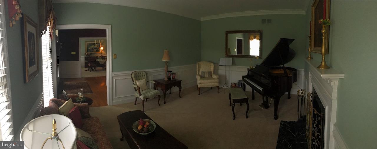980 Plowshare Road Yardley, PA 19067 - Photo 4 of 15 Gallery Image 4