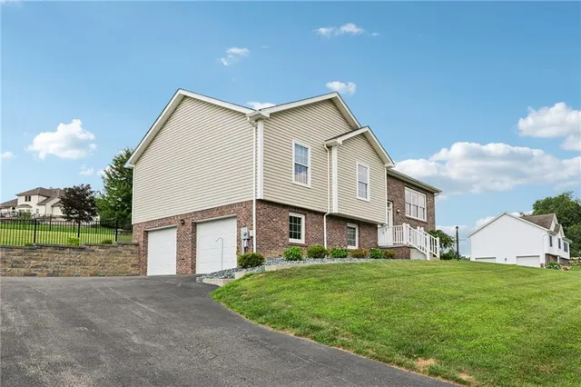 $399,000 | 196 Weathervane Drive, Slippery Rock, PA 16057
