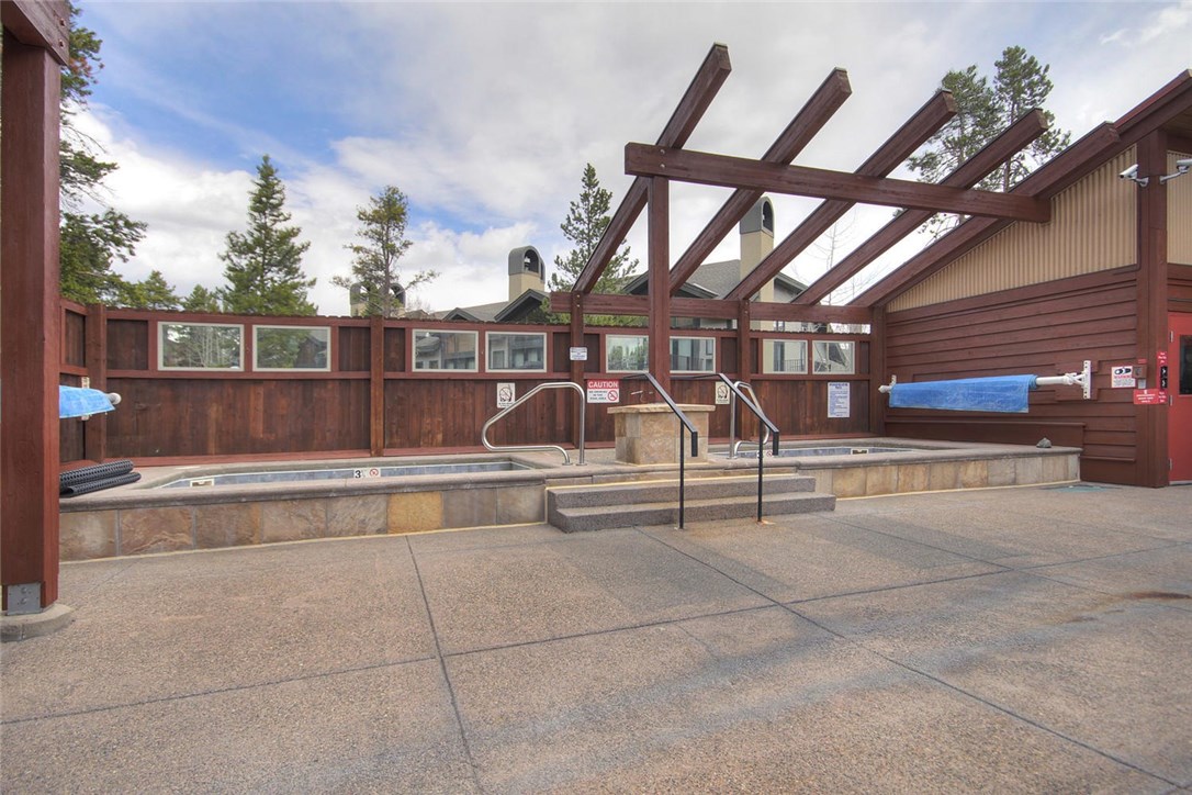 325 Four Oclock Road, Unit 202 Breckenridge, CO 80424 - Photo 25 of 25 Gallery Image 25