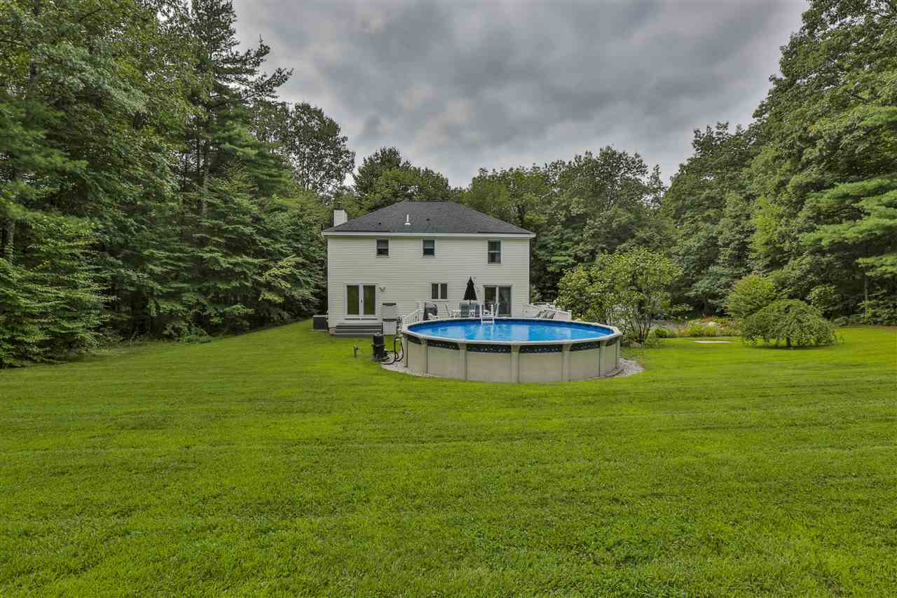 54 Naticook Road Merrimack, NH 03054 - Photo 4 of 36