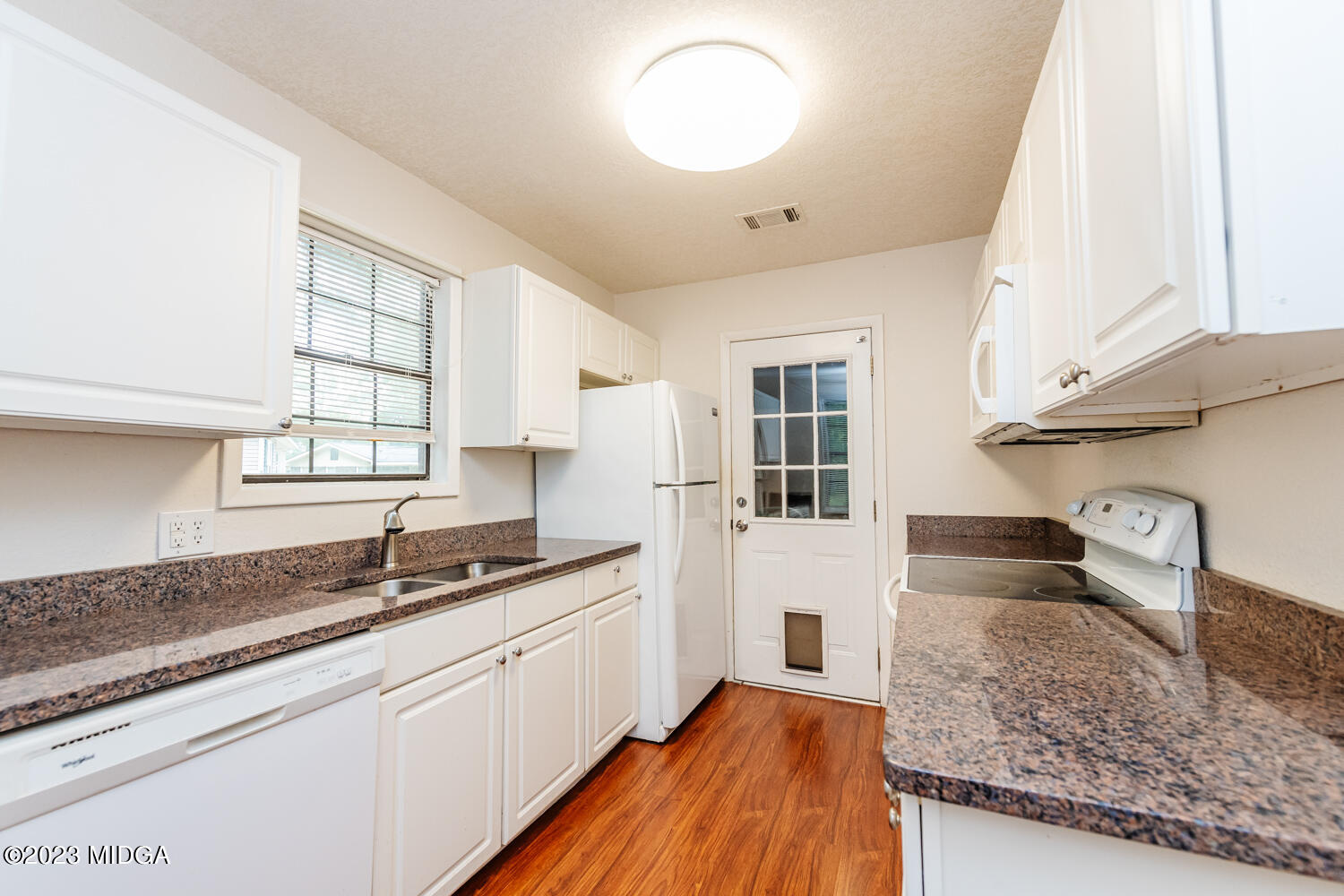 511 Cherokee Court Perry, GA 31069 - Photo 6 of 23 7
