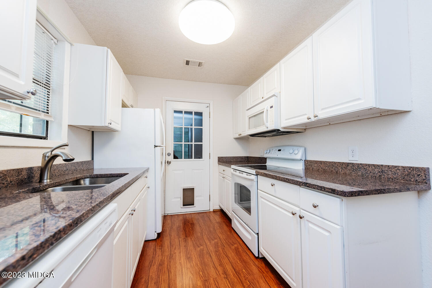 511 Cherokee Court Perry, GA 31069 - Photo 7 of 23 8