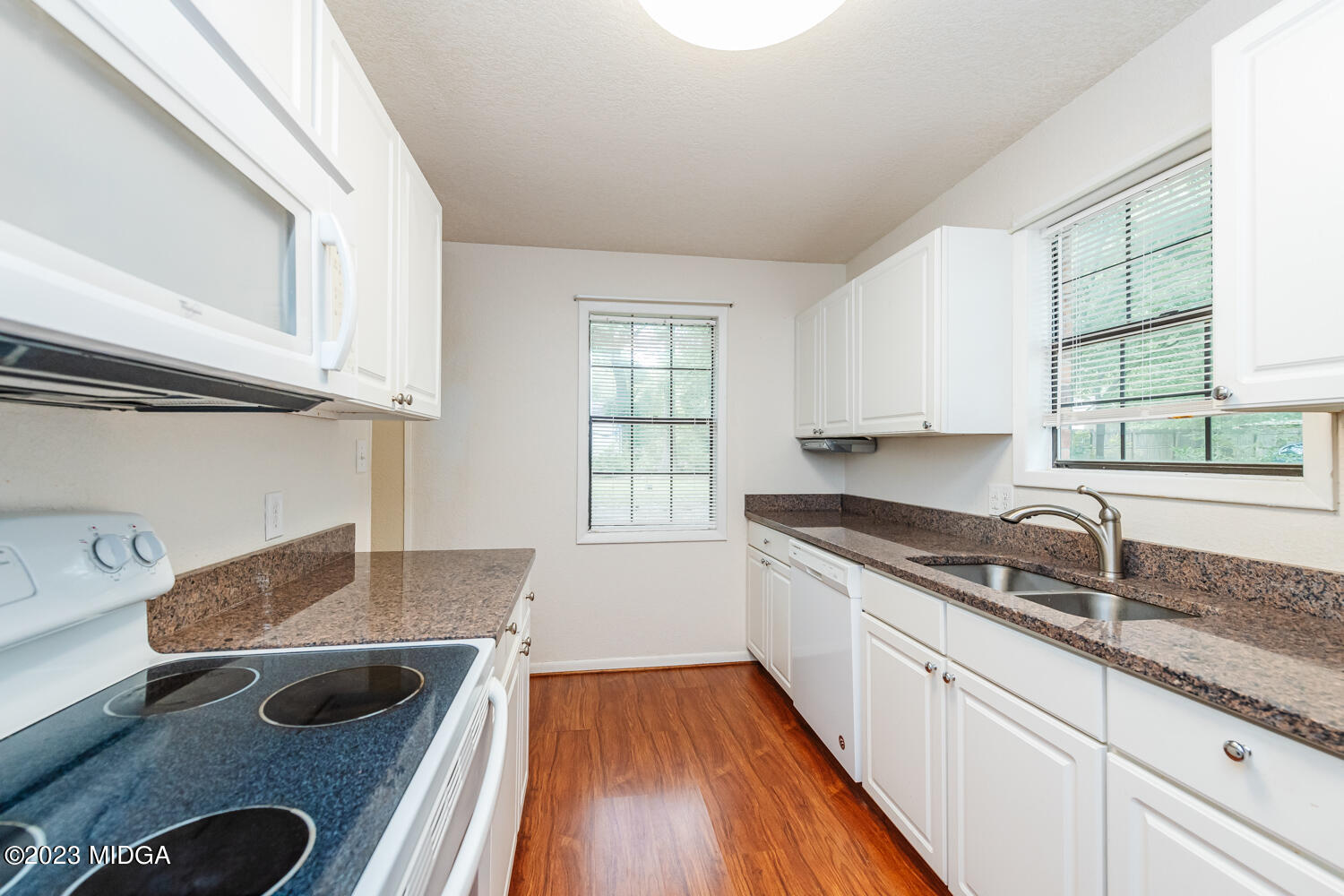 511 Cherokee Court Perry, GA 31069 - Photo 8 of 23 9