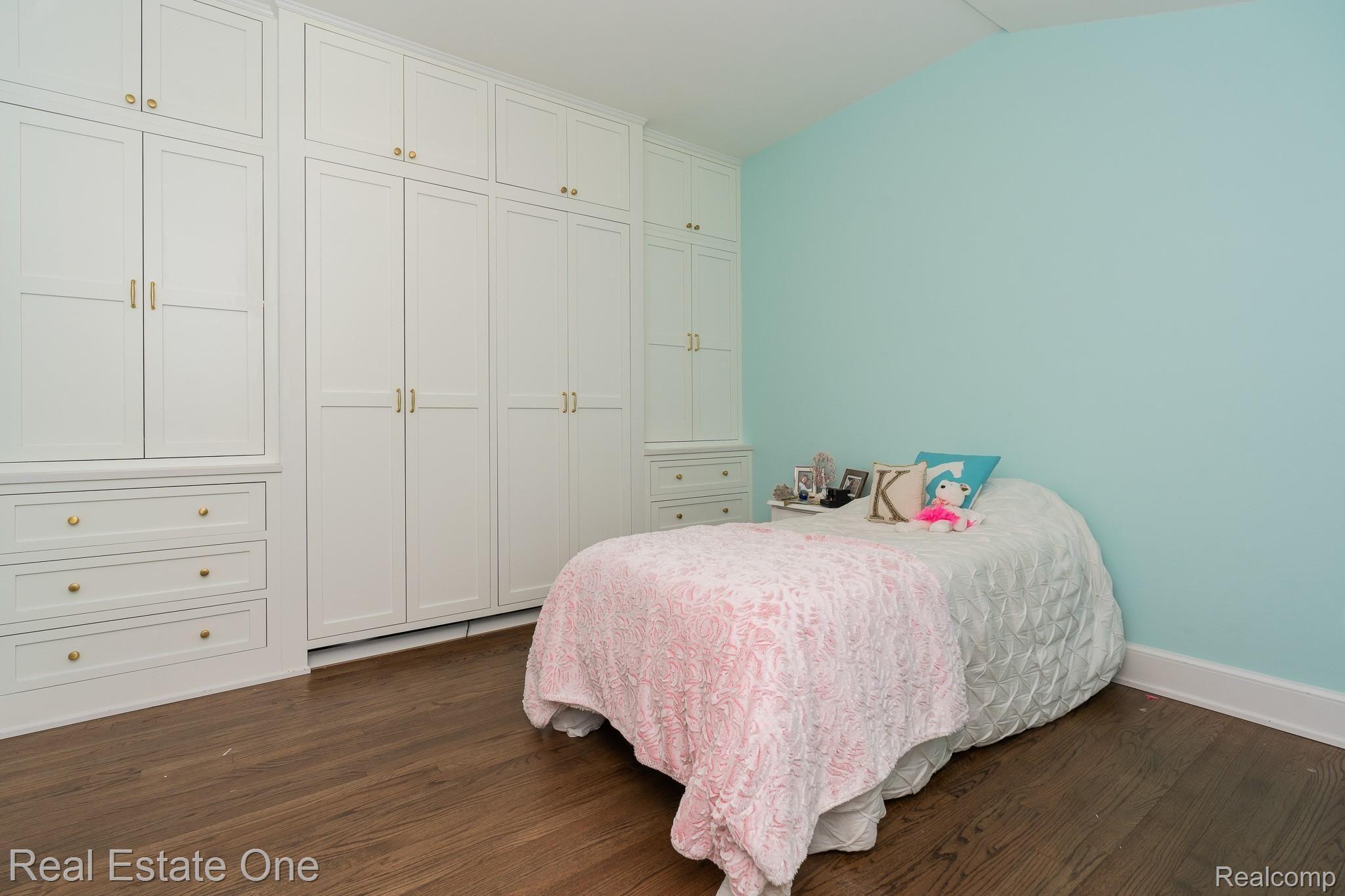 6356 Blue Beech Road Rochester, MI 48306 - Photo 24 of 43 6356 Blue Beech MLS-W027.jpg