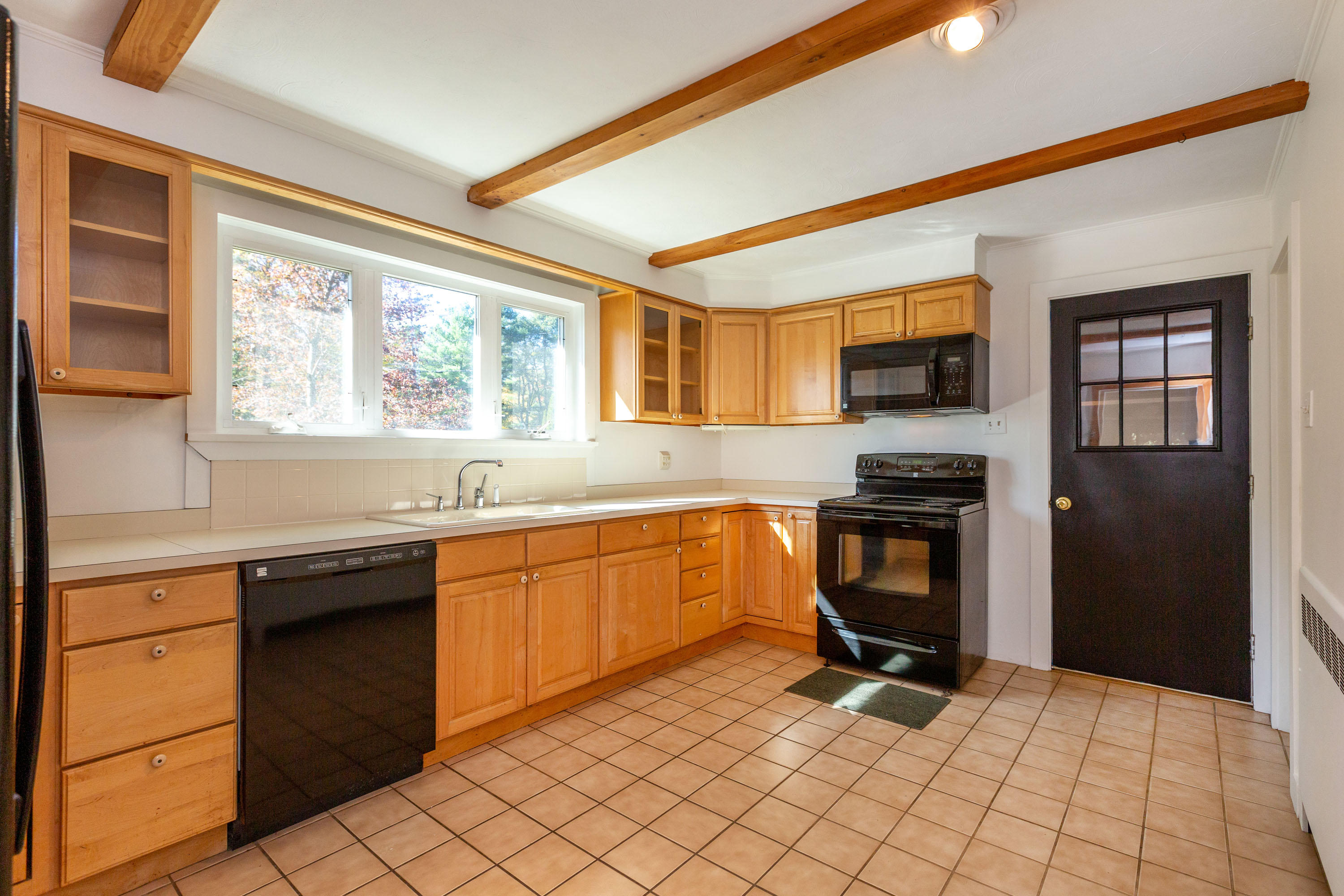 584 Birch Point Road Wiscasset, ME 04578 - Photo 4 of 46 Birch PT_DeCosta_13