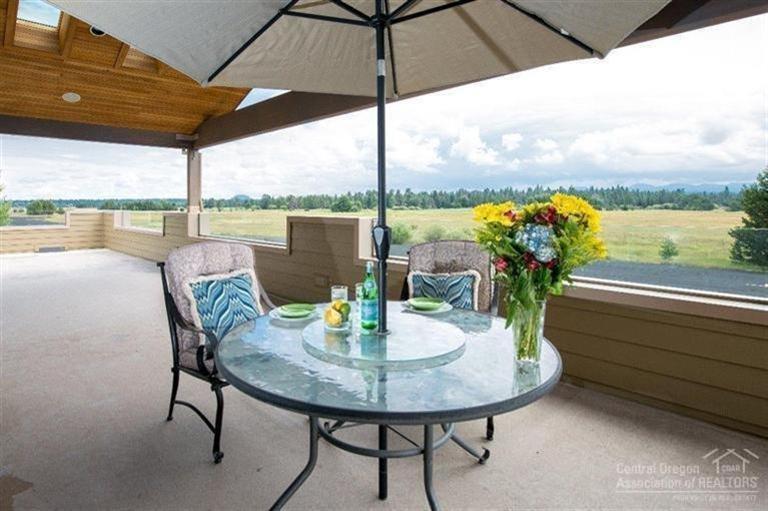 3 River Road Sunriver, OR 97707 - Photo 23 of 25 This expansive upper deck includes a sto