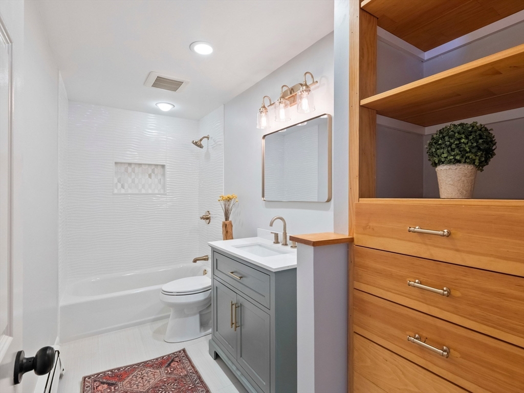 119 Van Norden Road Reading, MA 01867 - Photo 19 of 42