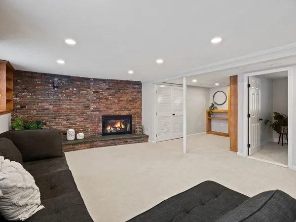 $999,999 | 119 Van Norden Road, Reading, MA 01867