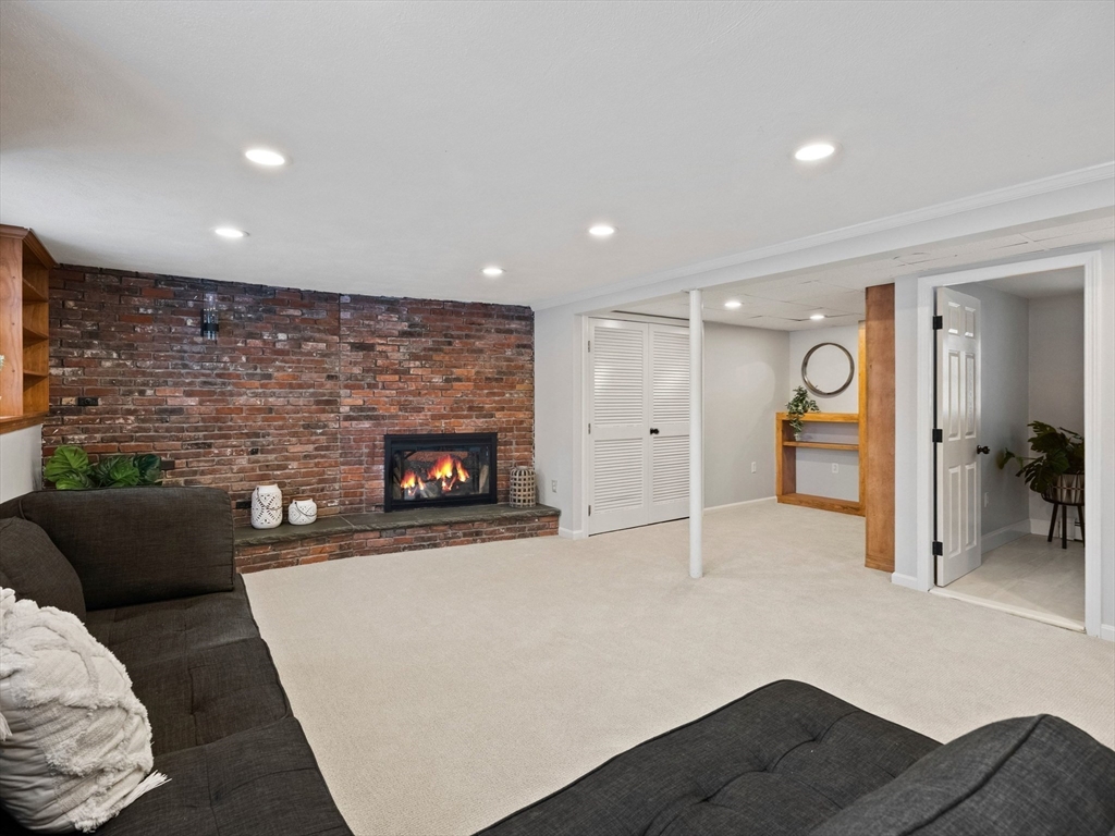 119 Van Norden Road Reading, MA 01867 - Photo 32 of 42