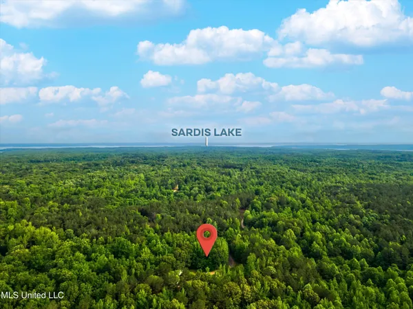 $175,000 | 135 Red Bird Cove, Batesville, MS 38606