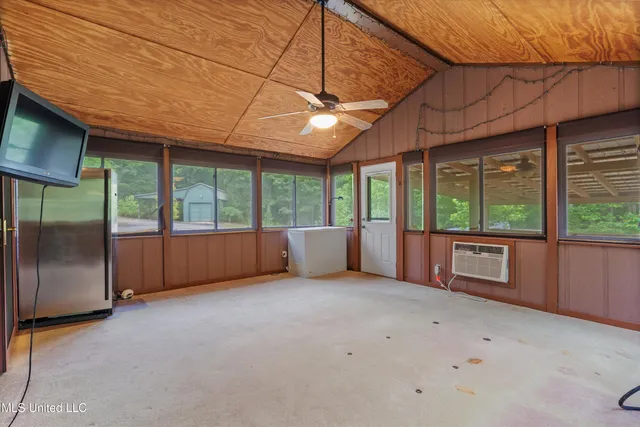 $175,000 | 135 Red Bird Cove, Batesville, MS 38606