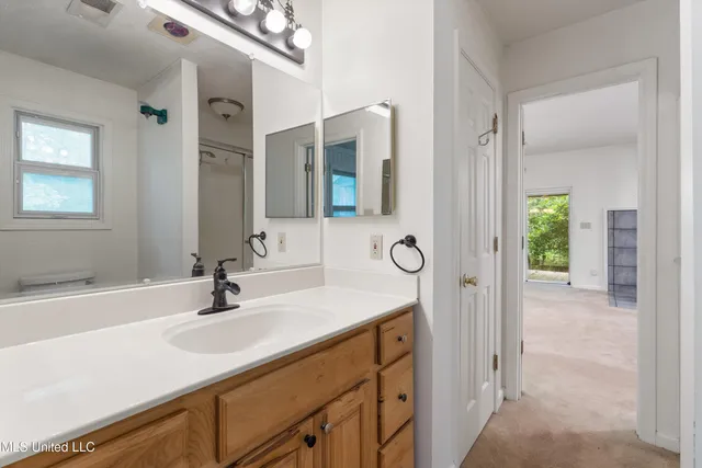 $175,000 | 135 Red Bird Cove, Batesville, MS 38606