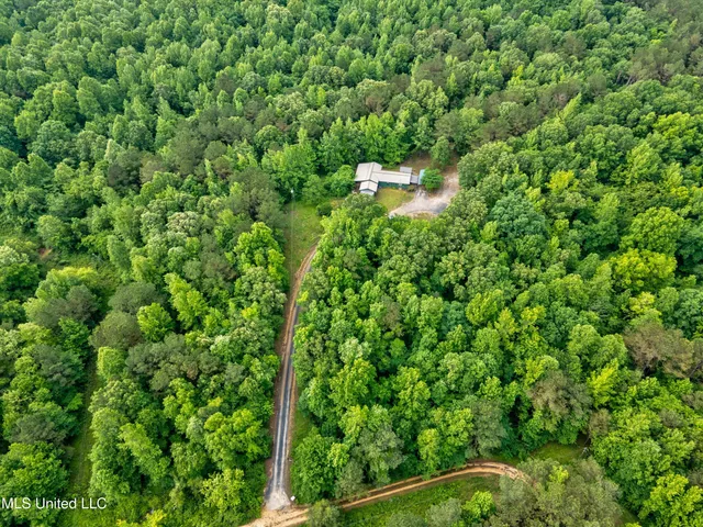 $175,000 | 135 Red Bird Cove, Batesville, MS 38606