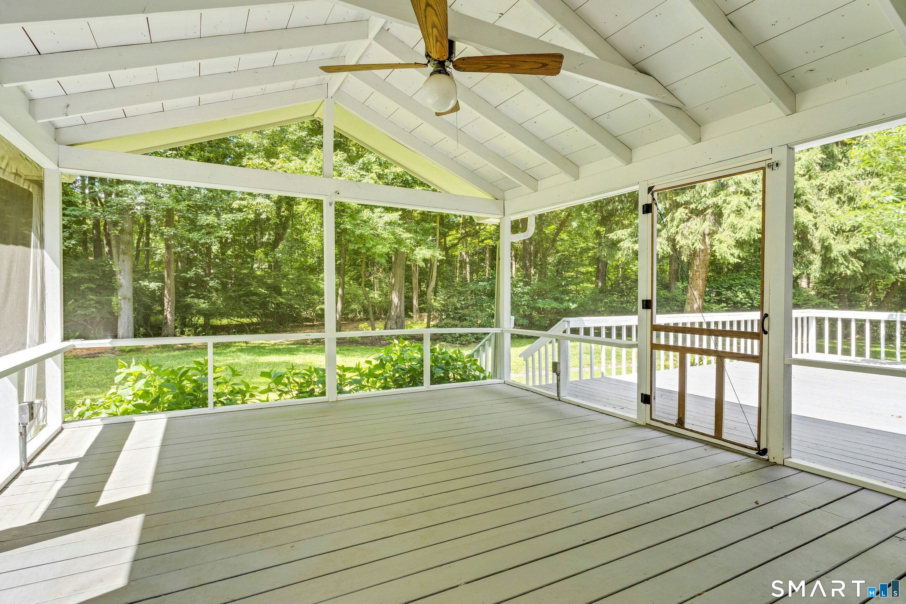 195 Range Road Wilton, CT 06897 - Photo 16 of 25