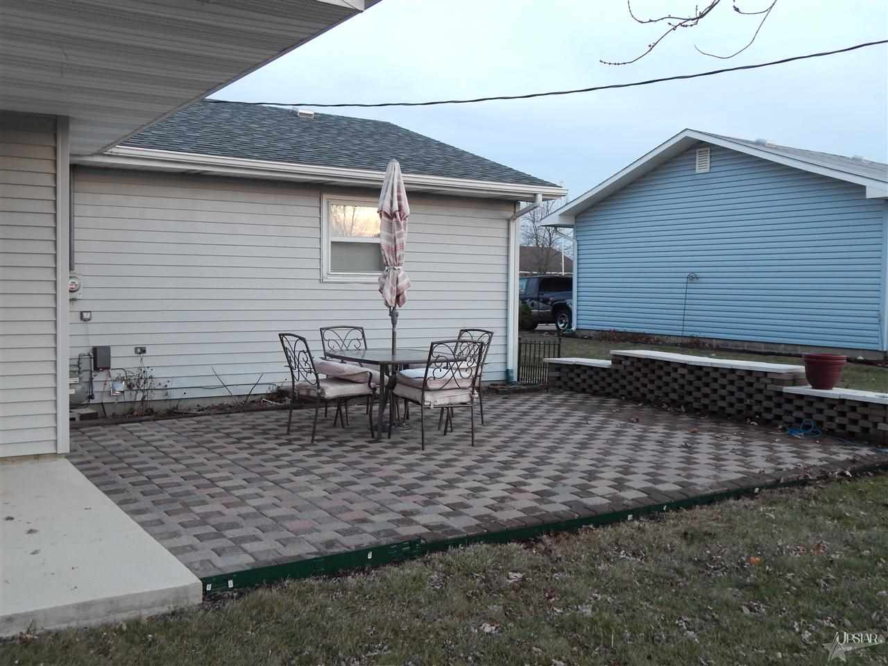 145 Seikirk Lane Decatur, IN 46733 - Photo 3 of 12