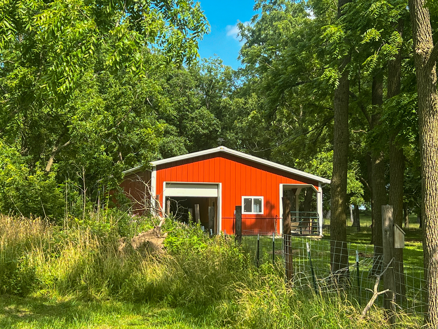 28506 Brickville Road Sycamore, IL 60178 - Photo 5 of 7 a front view of a house with a yard