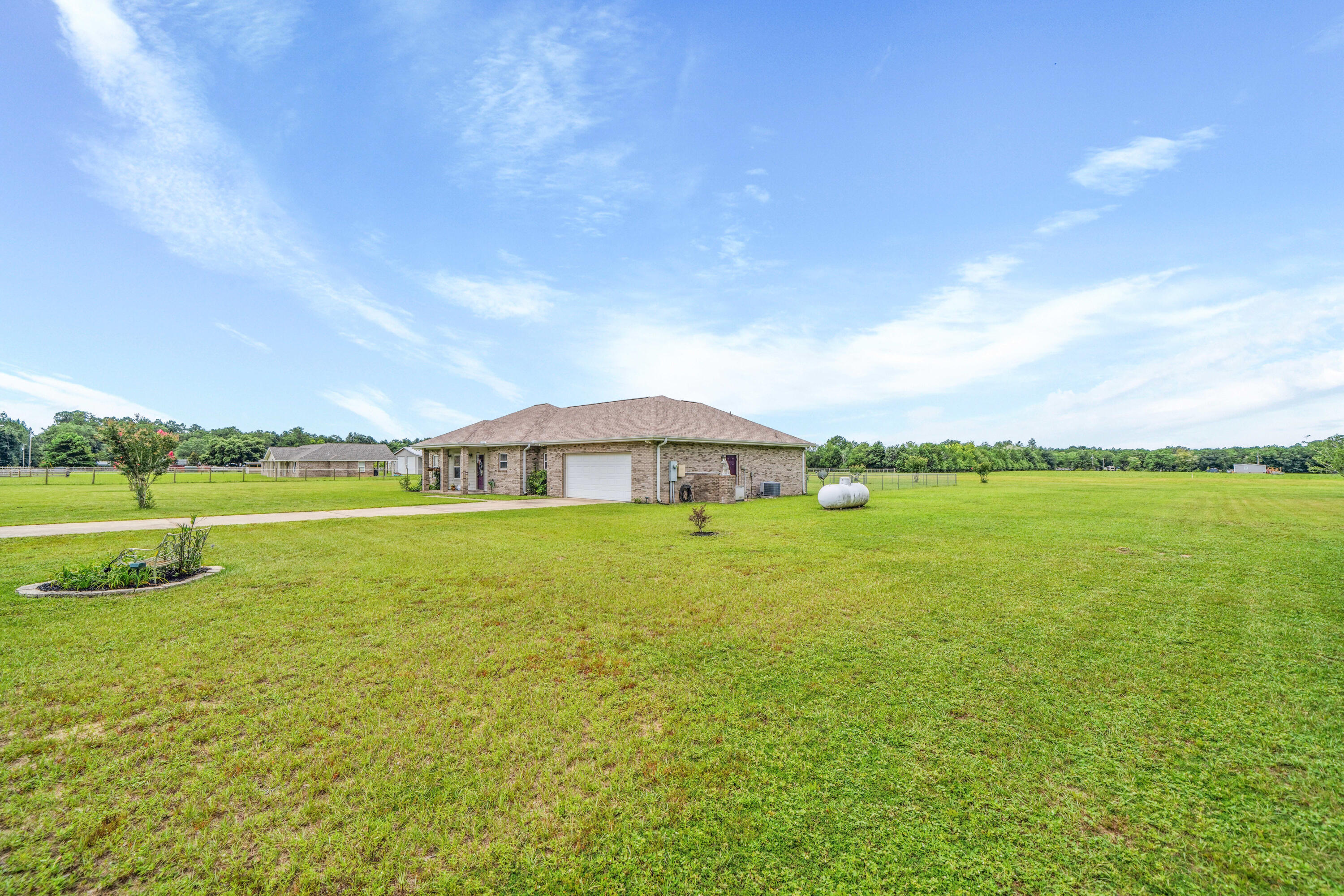 4820 Griffith Road Holt, FL 32564 - Photo 4 of 56 DSC09699