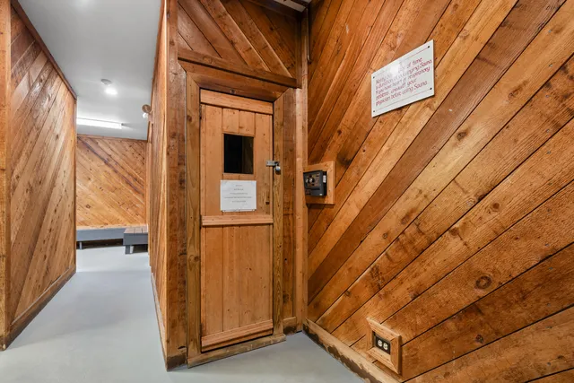 $309,999 | 532 East Devon Avenue, Roselle, IL 60172