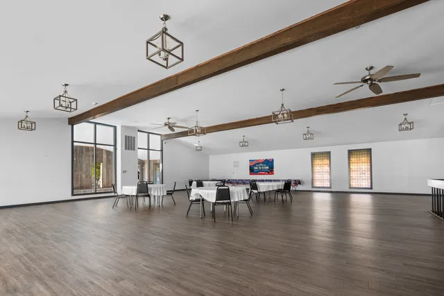 $309,999 | 532 East Devon Avenue, Roselle, IL 60172